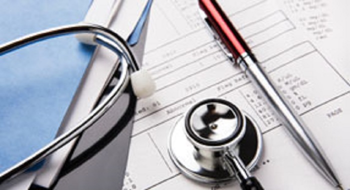 चिकित्सकको अभाव झेलिरहने बैतडी जिल्ला अस्पतालमा पहिलो पटक नौ जना चिकित्सक