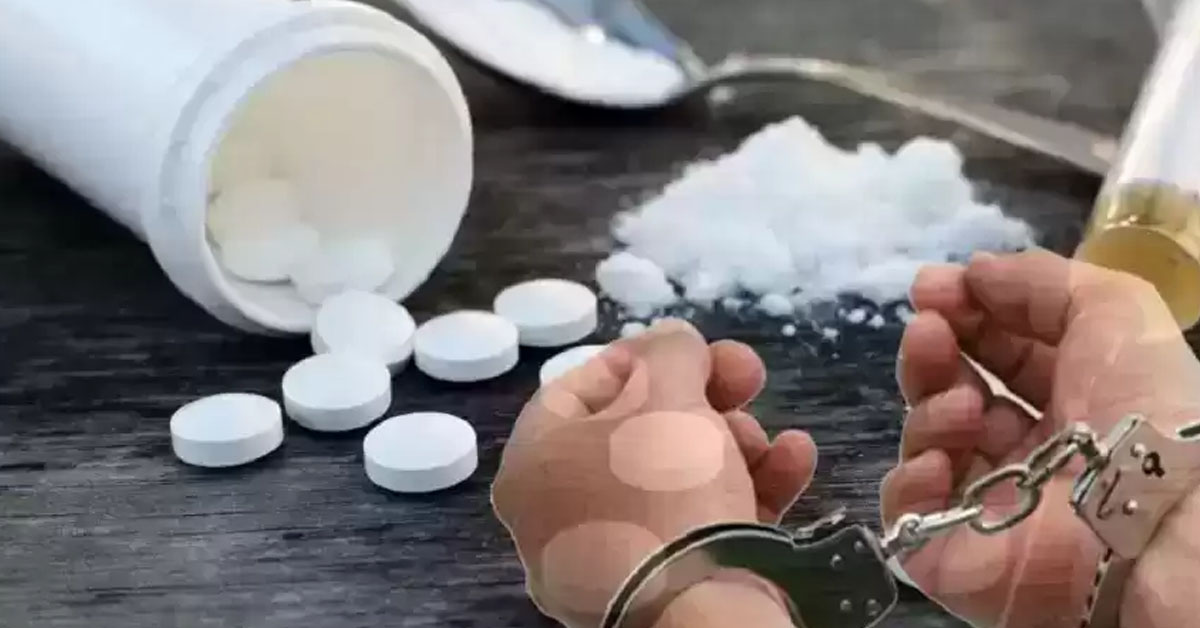 लागुऔषधसहित आठजना पक्राउ