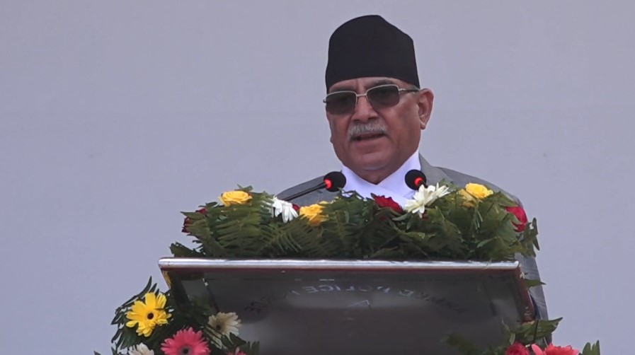 डरत्रास, लोभ र प्रलोभनमा नपरी राष्ट्रसेवामा खट्न अधिकृतहरुलाई प्रधानमन्त्रीको निर्देशन