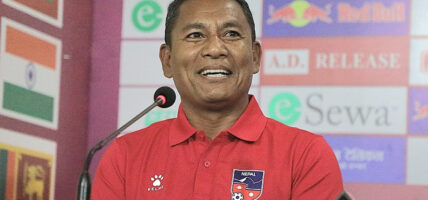 महिला फुटबल टोलीका मुख्य प्रशिक्षक राजेन्द्र तामाङले दिए राजीनामा