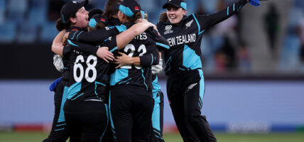 पाकिस्तानलाई हराउँदै न्यूजिल्यान्ड महिला विश्वकपको सेमिफाइनलमा