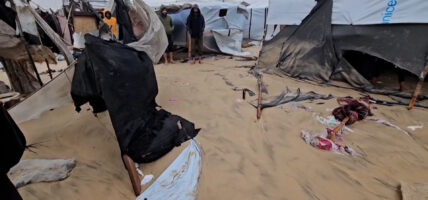 आँधीबेहरी र शक्तिशाली हावाका कारण प्यालेस्टाइनीहरूको विजोग