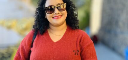 सहयोगी रीता यसरी सक्रिय बन्दैछिन् समाजसेवामा