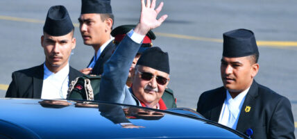 प्रधानमन्त्री ओली चीन भ्रमण सकेर स्वदेश फिर्ता