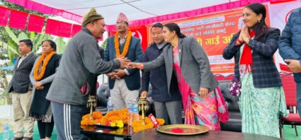 तनहुँमा ५० बढी कांग्रेस कार्यकर्ता माओवादी केन्द्रमा प्रवेश