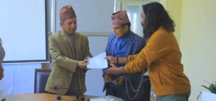 खगेन्द्र सुनारले गृहमन्त्रीविरुद्ध दिए मानव अधिकार र दलित आयोगमा पत्र