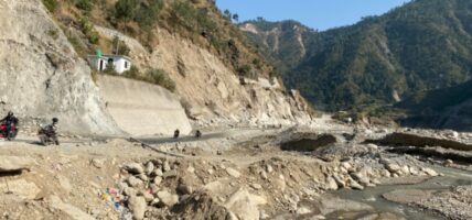 बाढीले क्षतिग्रस्त बिपी राजमार्ग: चार खण्डमा पुनर्निर्माण हुँदै