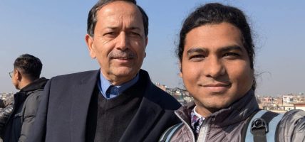 शहरी विकास योजनाकार तथा नीति–निर्माता प्राध्यापक डा. तेज कार्कीले गरे किरण बिककाे समर्थन ।