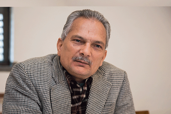 पूर्वप्रधानमन्त्री डा भट्टराईको उम्मेदवारी फिर्ता