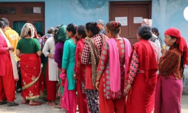 पाठेघर खस्ने समस्या भएका बिरामी अझै उपचार गर्न अस्वीकार गर्दछन्’