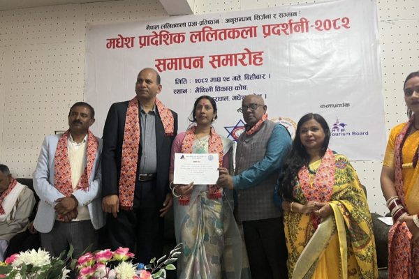 नेपाल ललितकला प्रज्ञा प्रतिष्ठान र मैथिली बिकास काेष काे आयोजनामा गरिएको प्रादेशिक ललितकला प्रदर्शनी काे आज समापन :फाेटाे फिचर