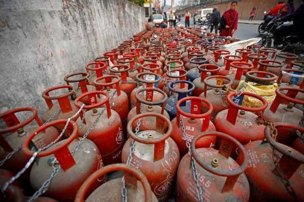 ग्यासको अवैध कारोबार भइरहेको सूचना पाए जानकारी दिन विभागद्वारा अनुरोध ग्यासको अवैध कारोबार भइरहेको सूचना पाए जानकारी दिन विभागद्वारा अनुरोध