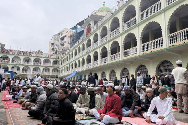 आज ईद उल फित्र पर्व मनाइँदै