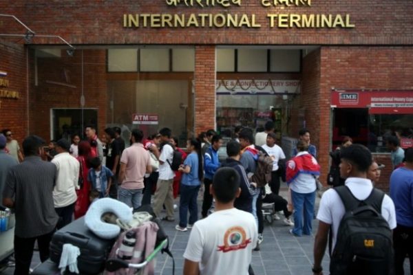 नेपाली मूलका नागरिकका लागि विमानस्थलमा अलग्गै डेस्क राखिने नेपाली मूलका नागरिकका लागि विमानस्थलमा अलग्गै डेस्क राखिने