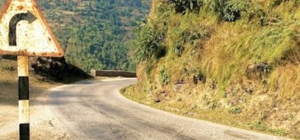 डुम्रे–बेँसीसहर सडक दैनिक आठ घण्टा बन्द हुने