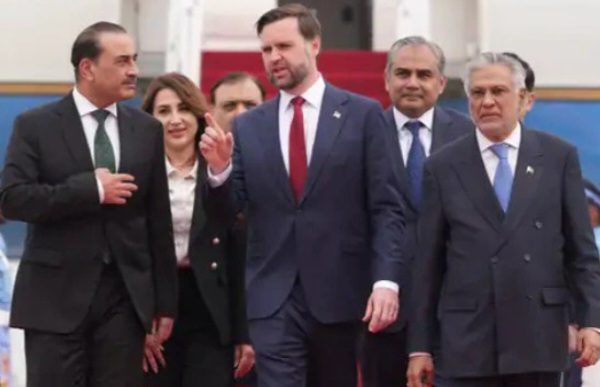 इरानसँग वार्ता गर्न अमेरिकी उपराष्ट्रपति भान्स आजै पाकिस्तान जाने