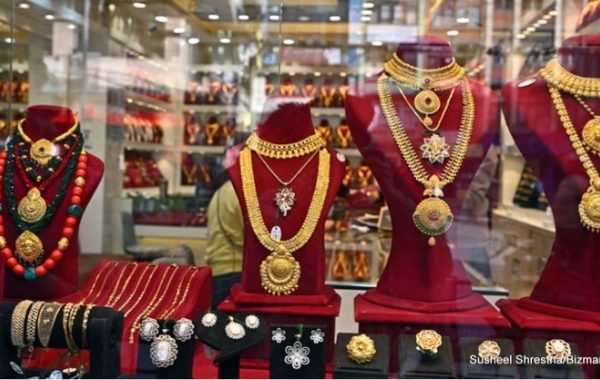 सुनकाे मुल्य प्रतितोला २ लाख ९९ हजार ९०० रुपैयाँ