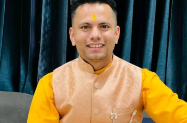 अक्टोप्याडका जादुगर पदम क्षेत्री : आधुनिक तालमार्फत लोक संगीतमा नयाँ क्रान्ति
