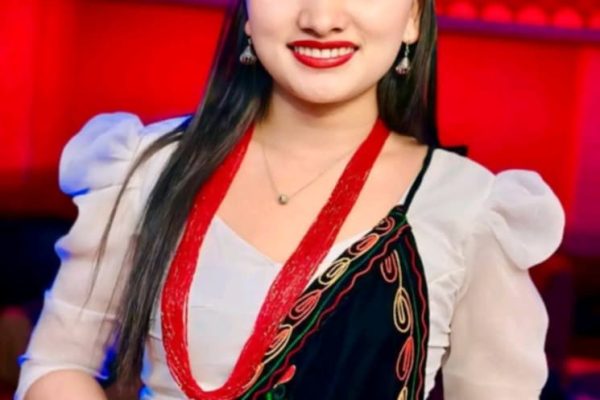 सर्वोत्कृष्ट गायिकाको उपाधि जमुना विश्वकर्मालाई सर्वोत्कृष्ट गायिकाको उपाधि जमुना विश्वकर्मालाई