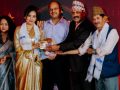 ‘करिमैले पो के गर्छ काइला’बाट नारायणी खत्रिलाई उत्कृष्ट लोकदोहोरी महिला मोडल अवार्ड ‘करिमैले पो के गर्छ काइला’बाट नारायणी खत्रिलाई उत्कृष्ट लोकदोहोरी महिला मोडल अवार्ड