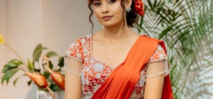 उत्कृष्ट लोकदोहोरी महिला मोडलको उत्कृष्ट पाँच मनोनयनमा नारायणी खत्री