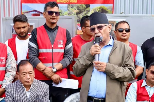 जलवायु अन्यायका कारण नेपालले विपद् भोग्नुपरेको प्रचण्डको आरोप जलवायु अन्यायका कारण नेपालले विपद् भोग्नुपरेको प्रचण्डको आरोप